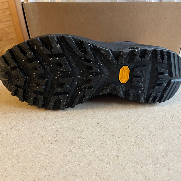 The Via All-Terrain - Picture 3 of 5